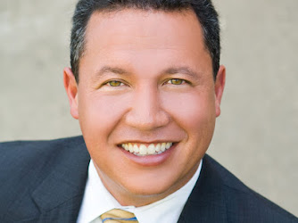 Merrill Lynch Wealth Management Advisor Tony Luz