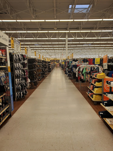 Department Store «Walmart Supercenter», reviews and photos, 516 School House Rd, Kennett Square, PA 19348, USA