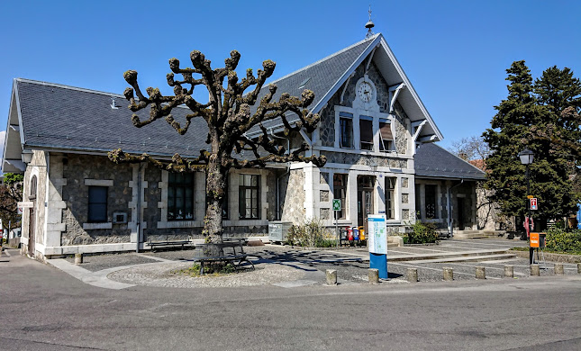 Rezensionen über École Publique Vernier-Place in Vernier - Schule