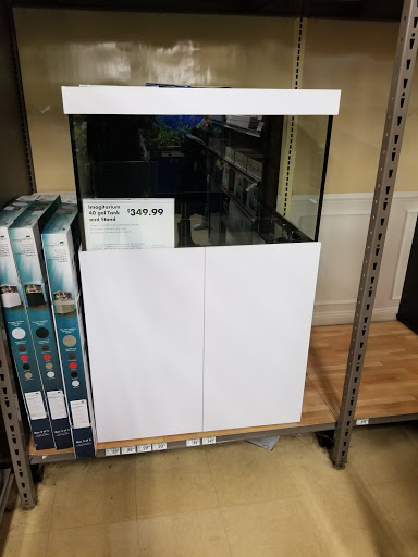 Pet Supply Store «Petco Animal Supplies», reviews and photos, 2435 N Hwy 67, Florissant, MO 63033, USA