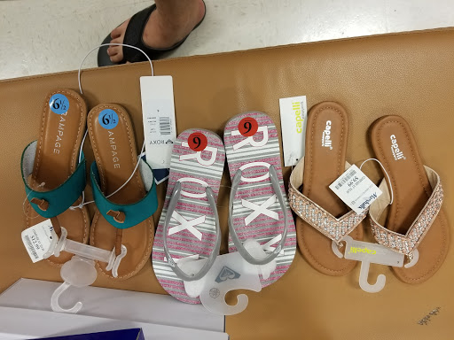 Department Store «Marshalls», reviews and photos, 1380 Northern Blvd, Manhasset, NY 11030, USA