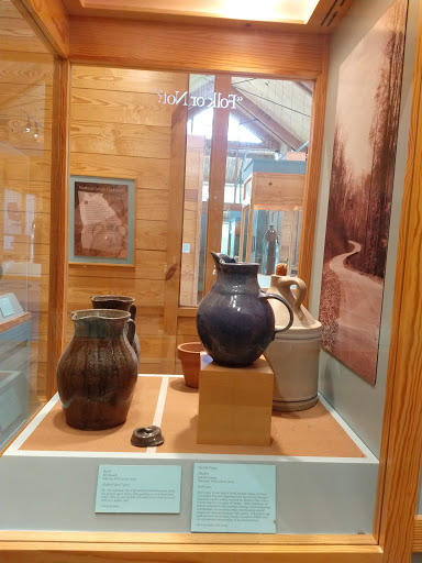 Pottery Store «Folk Pottery Museum of Northeast Georgia», reviews and photos, 283 GA-255, Sautee Nacoochee, GA 30571, USA