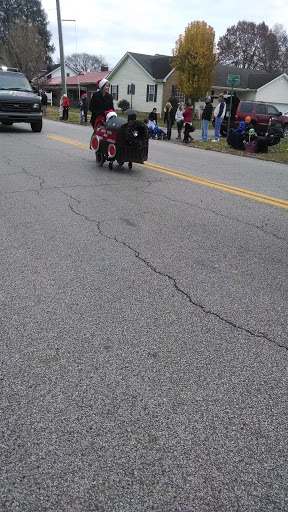 Grocery Store «Save-A-Lot», reviews and photos, 822 6th Ave, St Albans, WV 25177, USA