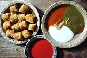 Madan Pakode Wala image