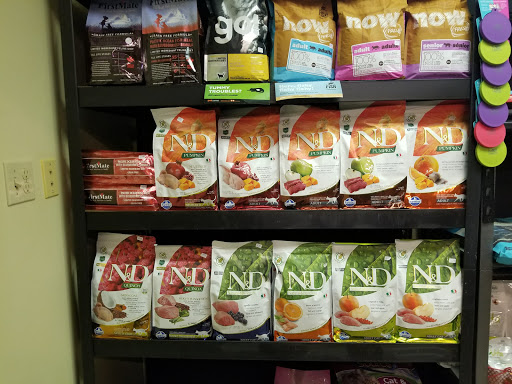 Pet Store «Second Nature», reviews and photos, 17 NW 1st St, Gresham, OR 97030, USA