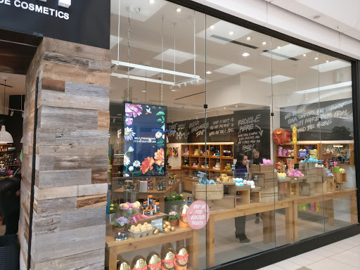 Cosmetics Store «Lush», reviews and photos, 3195 28th St SE, Kentwood, MI 49512, USA