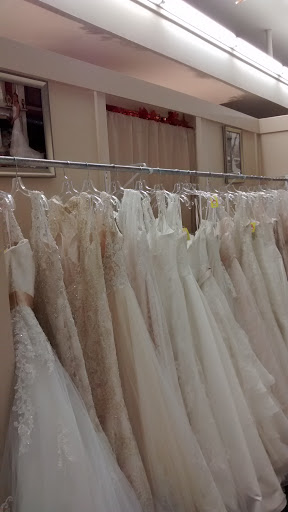 Bridal Shop «A Touch of Class Bridal & The Tuxedo Gallery», reviews and photos, 1414 4th St, Santa Rosa, CA 95404, USA