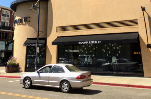 Clothing Store «Banana Republic», reviews and photos, 5636 Bay St, Emeryville, CA 94608, USA