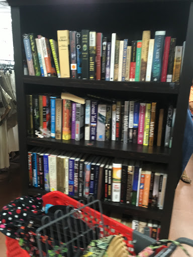 Thrift Store «Salvation Army Thrift Store», reviews and photos, 505 27th Ave SW, Vero Beach, FL 32968, USA