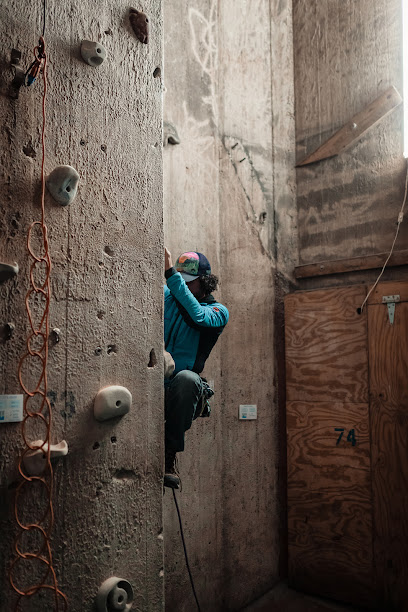 The Silos Climbing Project