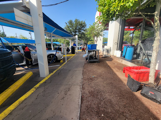 Car Wash «Carmel Car Wash», reviews and photos, 4915 Lemmon Ave, Dallas, TX 75209, USA