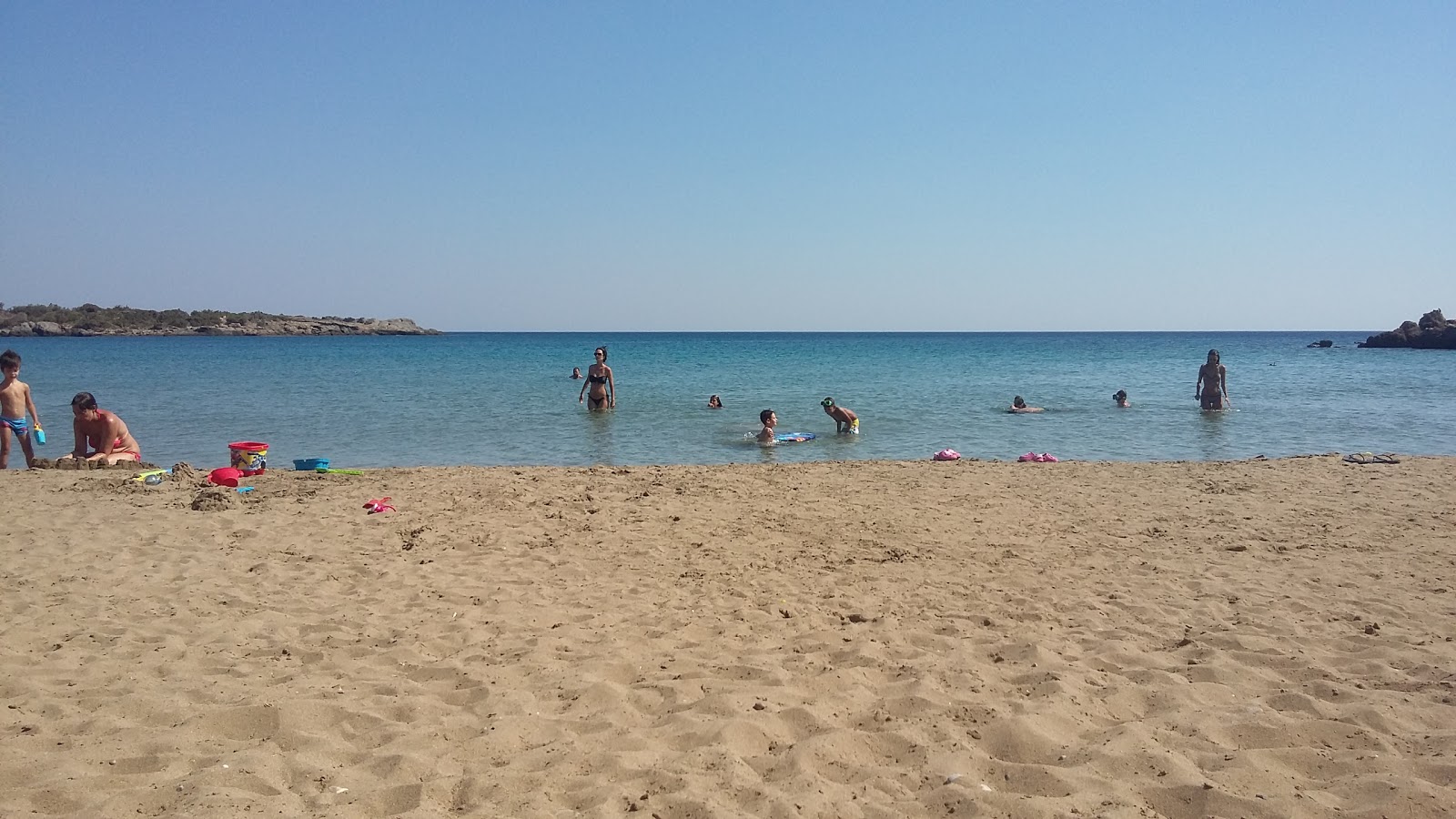 Foto von Grammeno Beach und seine wunderschöne Landschaft