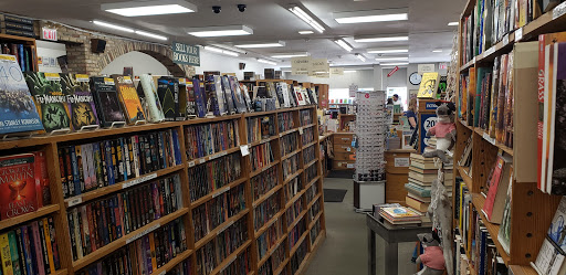 Book Store «Half Price Books», reviews and photos, 2041 Ford Pkwy, St Paul, MN 55116, USA