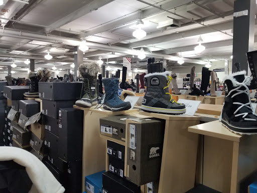 Shoe Store «DSW Designer Shoe Warehouse», reviews and photos, 2500 Central Park Ave, Yonkers, NY 10710, USA