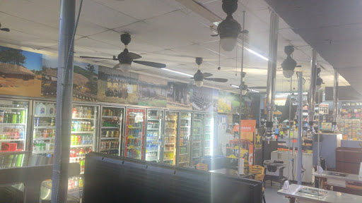 Restaurant «Chas Market & Kitchen», reviews and photos, 1431 N Pine St, San Antonio, TX 78208, USA