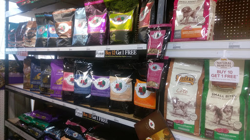 Pet Store «Plaza Pet World», reviews and photos, 230 Livingston St, Northvale, NJ 07647, USA