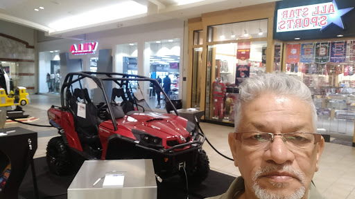 Shopping Mall «Summit Mall», reviews and photos, 3265 W Market St, Fairlawn, OH 44333, USA