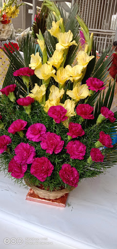 Flower Arrangements at Shashi Florist