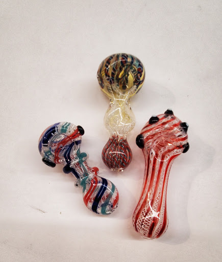 Tobacco Shop «Cherry Smoke & Skate Shop», reviews and photos, 418 Cherry Ave, Long Beach, CA 90802, USA