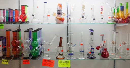 Tobacco Shop «Habits Vape & Smoke shop», reviews and photos, 8391 Folsom Blvd, Sacramento, CA 95826, USA