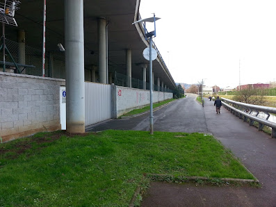 [P] Deposito Municipal de Vehiculos de Barakaldo Ibaibe Kalea, S/N, 48901 Barakaldo, Biscay, España