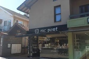 MC Port image