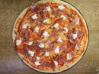 Plats et boissons du Pizzas à emporter La Tour de Pizz' à Clermont-Ferrand - n°1