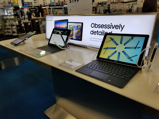 Electronics Store «Best Buy», reviews and photos, 5555 Glenway Ave #550, Cincinnati, OH 45238, USA