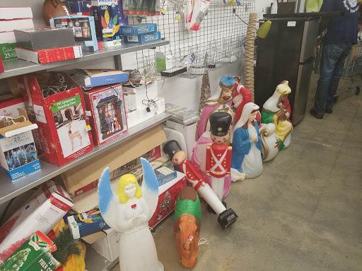 Thrift Store «The Thrift Store», reviews and photos, 3851 Emerson St #14, Jacksonville, FL 32207, USA