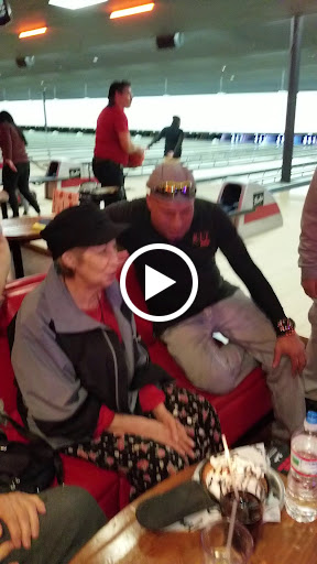 Bowling Alley «AMF Sayville Lanes», reviews and photos, 5660 Sunrise Hwy, Sayville, NY 11782, USA