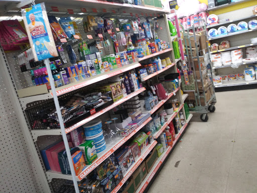 Discount Store «Dollar General», reviews and photos, 215 S Main St, Brownstown, IN 47220, USA