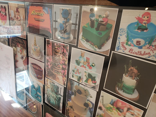 Dessert Shop «Sweet Surrender Dessert Cafe», reviews and photos, 1804 Frankfort Ave, Louisville, KY 40206, USA