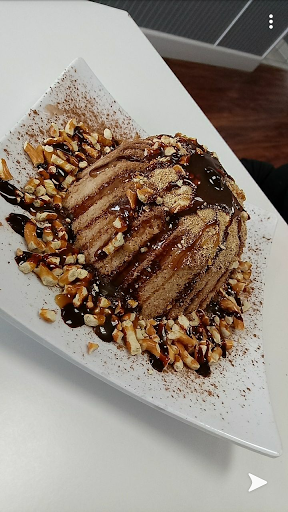 Restaurant «Vampire Penguin Eureka», reviews and photos, 3144 Broadway St, Eureka, CA 95501, USA