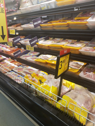 Grocery Store «Harveys Supermarket», reviews and photos, 777 N Market St, Jacksonville, FL 32202, USA