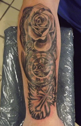 Explore sa tattoo ideas, creative tattoo ideas in Princeton, available at Custom Dreams Tattooing and Body Piercing