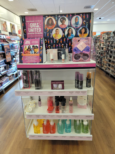 Clothing Store «Old Navy», reviews and photos, 4990 Altama Ave, Brunswick, GA 31525, USA