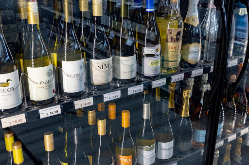 Liquor Store «Spirit Shop», reviews and photos, 2077 Marlton Pike East, Cherry Hill, NJ 08003, USA