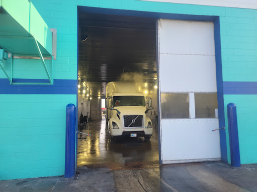 Blue Beacon Truck Wash of Fredericksburg and  VA en Fredericksburg
