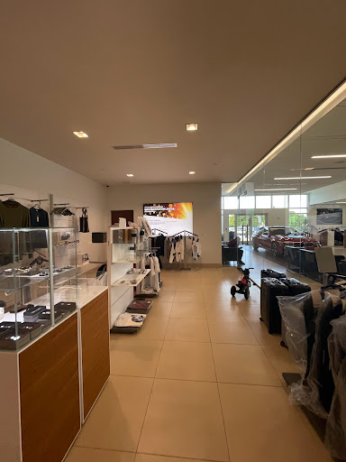 Auto Repair Shop «Lauderdale BMW-MINI Service Center», reviews and photos, 2601 S Andrews Ave, Fort Lauderdale, FL 33316, USA