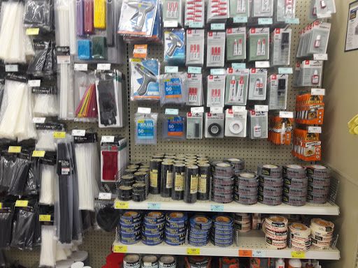 Hardware Store «Harbor Freight Tools», reviews and photos, 3050 N Josey Ln #106, Carrollton, TX 75007, USA