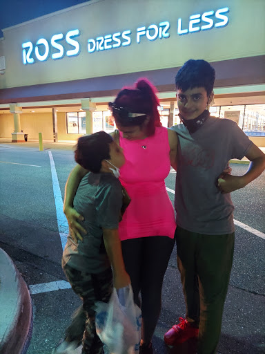 Clothing Store «Ross Dress for Less», reviews and photos, 13300 S Cleveland Ave, Fort Myers, FL 33907, USA