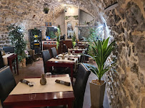 Atmosphère du Restaurant AU ROMARIN à Sisteron - n°1