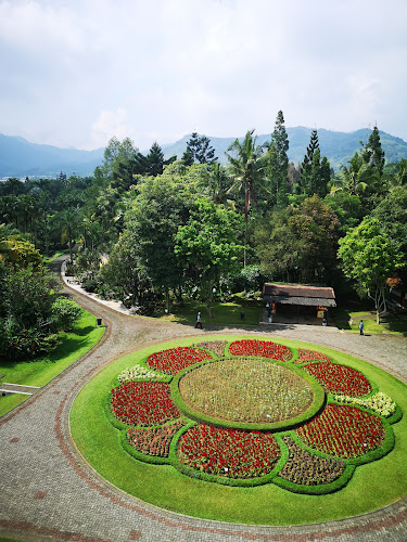 Taman Bunga Nusantara