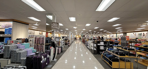 Shopping Mall «Cypress Village Shopping Center», reviews and photos, 14001 - 14271 Jeffrey Rd, Irvine, CA 92620, USA