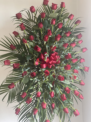 Florist «Dillon- Chapin Florist», reviews and photos, 311 Cedarwood Ln, Newington, CT 06111, USA