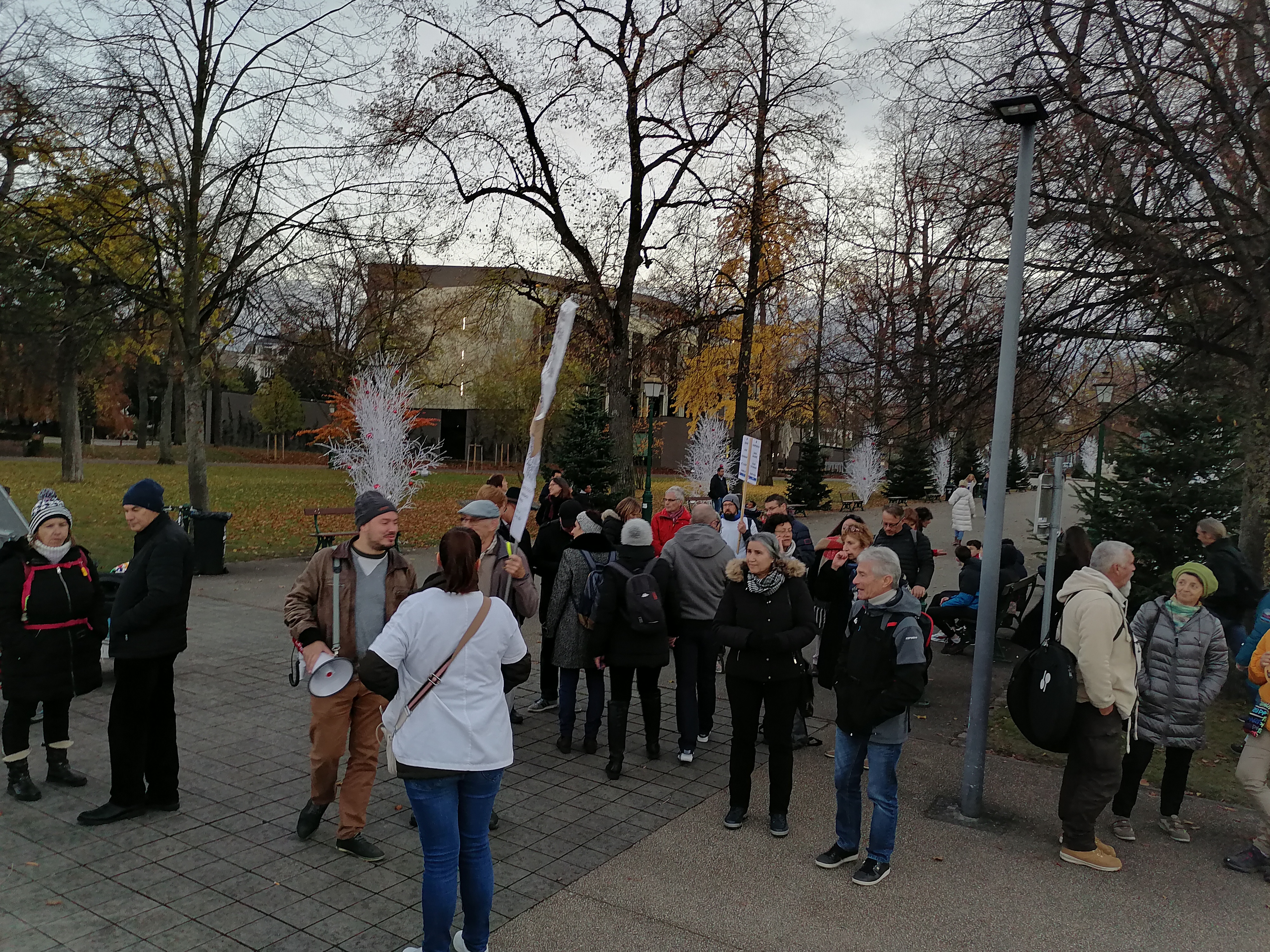 Photo n° 2 de l'avis de Fatima. fait le 13/11/2021 à 21:11