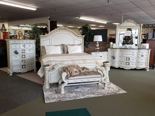 Furniture Store «Winner Furniture - Shively», reviews and photos, 2530 Dixie Hwy, Louisville, KY 40216, USA