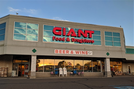 Giant Food Stores, 328 Church St, Danville, PA 17821, USA, 