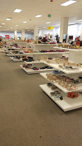 Clothing Store «Forever 21», reviews and photos, 200 Inland Center Dr, San Bernardino, CA 92408, USA