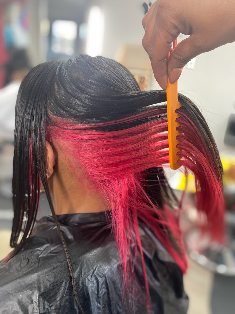 Hair Counselor Salon 17050